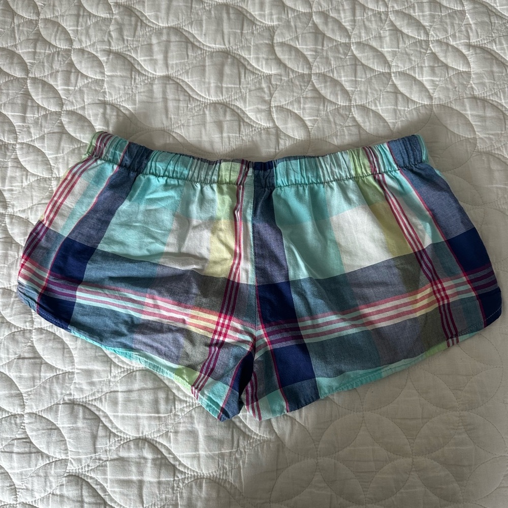 Old Navy Multicolor Plaid Pajama Shorts - Picture 4 of 4